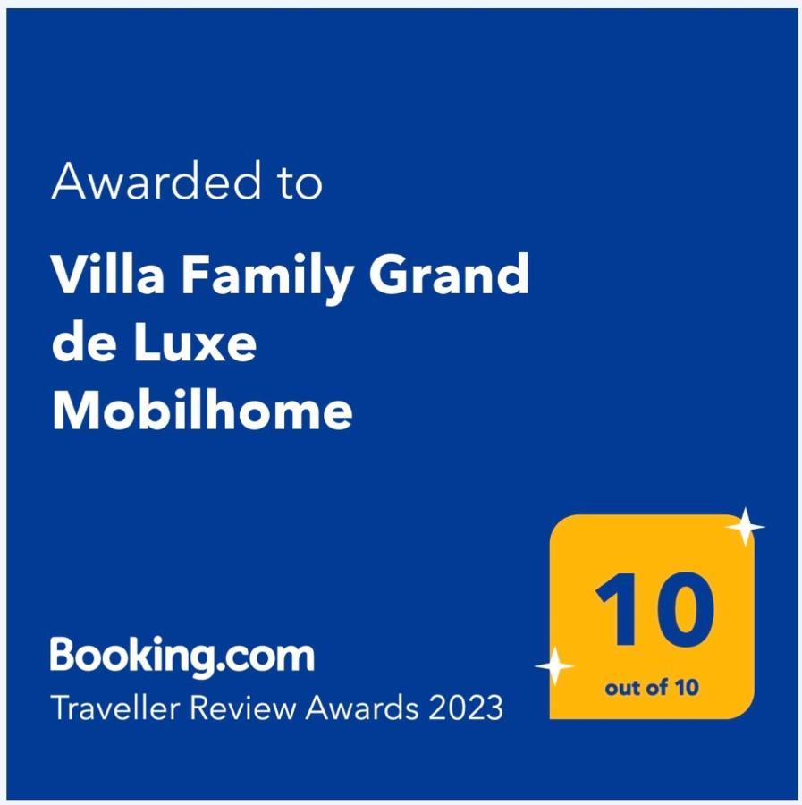 Villa Family Grand De Luxe Mobilhome Селце Екстериор снимка