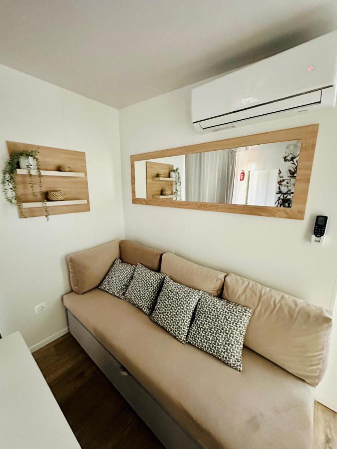 Villa Family Grand De Luxe Mobilhome Селце Екстериор снимка