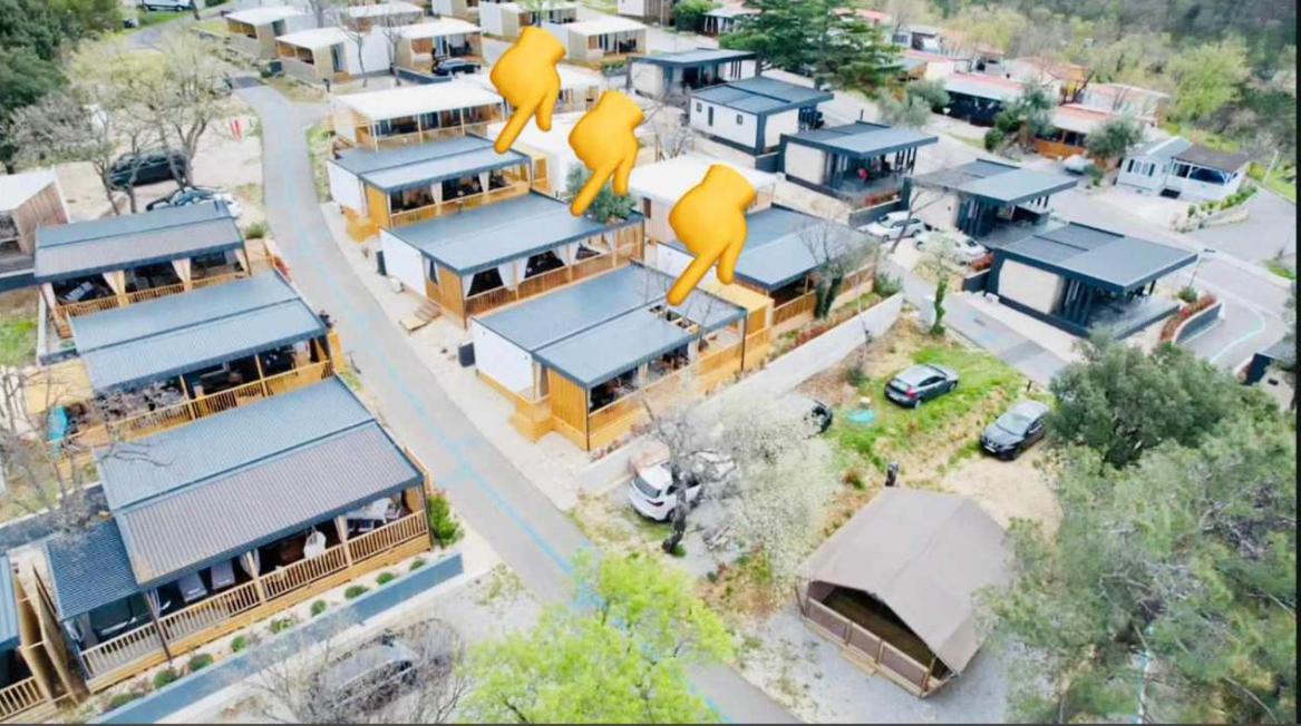 Villa Family Grand De Luxe Mobilhome Селце Екстериор снимка